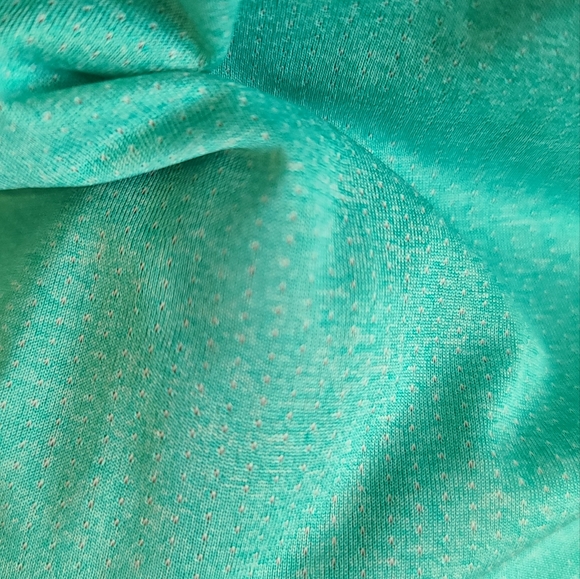 ATHLETIC WORKS, cut out back t-shirt, green, nwt S - Picture 6 of 8